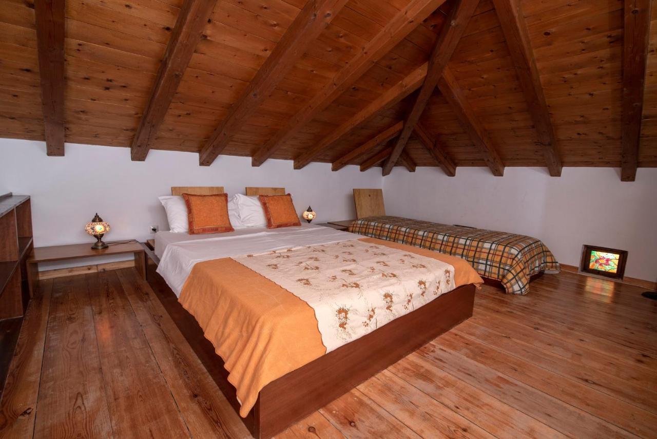 Aeolos Guesthouse Monemvasía Esterno foto