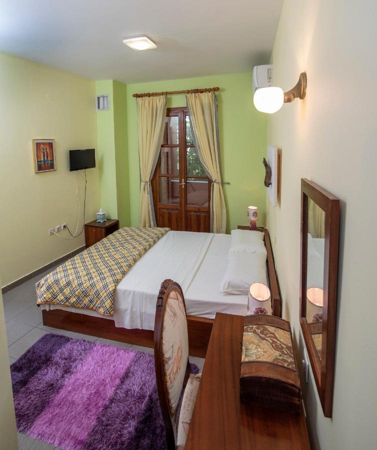 Aeolos Guesthouse Monemvasía Esterno foto