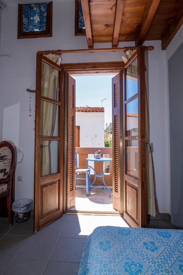 Aeolos Guesthouse Monemvasía Esterno foto