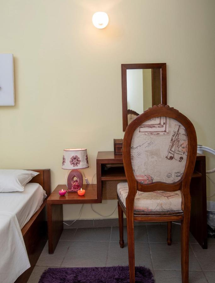 Aeolos Guesthouse Monemvasía Esterno foto