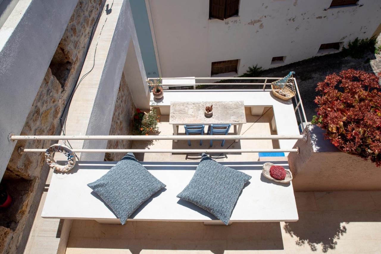 Aeolos Guesthouse Monemvasía Esterno foto